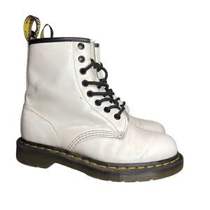 Doc Martens Women’s White Leather Combat Boots Lace Up Air Wair Size 5